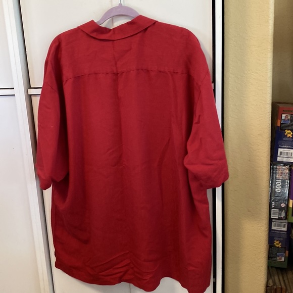 Red button up shirt - Picture 2 of 4